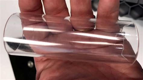 Jul 23, 2021 · Transparent and conductive materials are used in smartphone touch screens and solar panels for photovoltaic energy. The electrons of some metal oxides, due to their large effective mass when ... 
